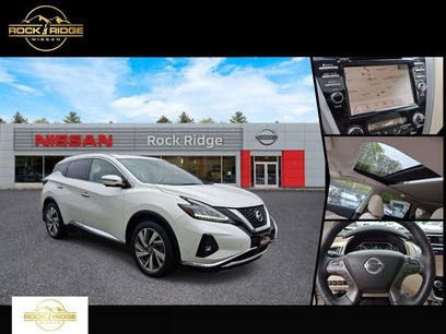 Used 2020 Nissan Murano SL w/ Moonroof Package