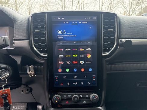 Used 2024 Ford Ranger XLT w/ FX4 Off-Road Package image 16