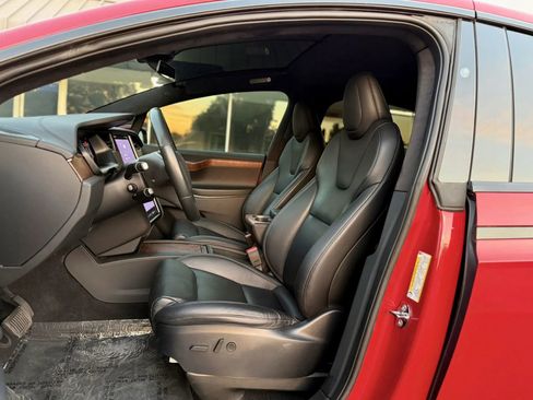 Used 2020 Tesla Model X Long Range image 19
