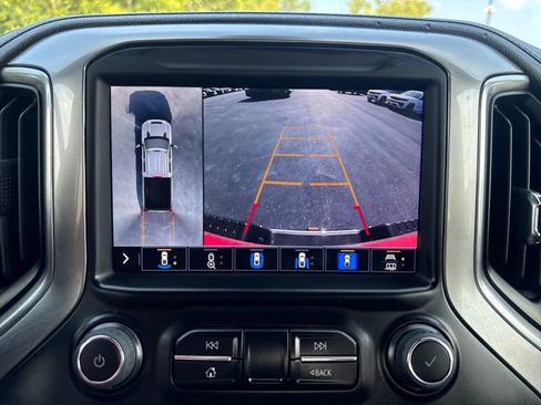Used 2022 Chevrolet Silverado 2500 LTZ w/ LTZ Premium Package AWD/4WD image 33