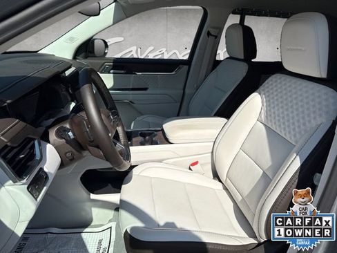 Used 2024 GMC Acadia Denali FWD image 19