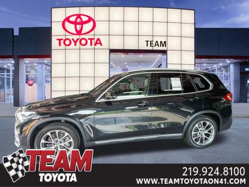 Used 2023 BMW X5 xDrive40i w/ Premium Package AWD/4WD image 1