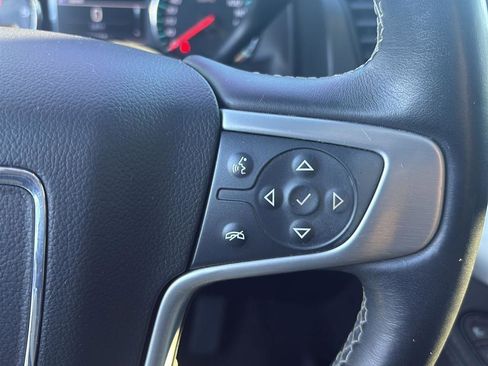 Used 2018 GMC Yukon SLT image 17