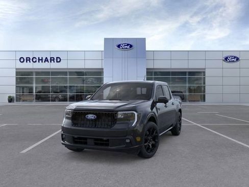 Used 2026 Ford Maverick Lobo image 2