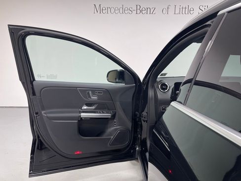 Used 2026 Mercedes-Benz GLA 250 4MATIC image 17