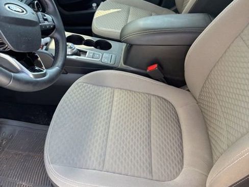 Used 2022 Ford Escape SE w/ Convenience Package image 5