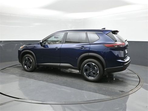 New 2026 Nissan Rogue SV image 5