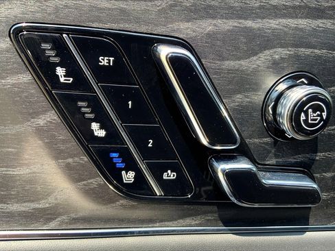 New 2026 Cadillac Lyriq V image 20