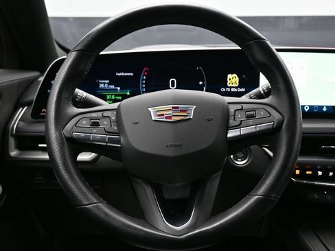 Used 2025 Cadillac XT4 Sport FWD image 15