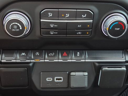 Used 2022 Chevrolet Silverado 1500 Custom w/ LPO, Dark Essentials Package image 24