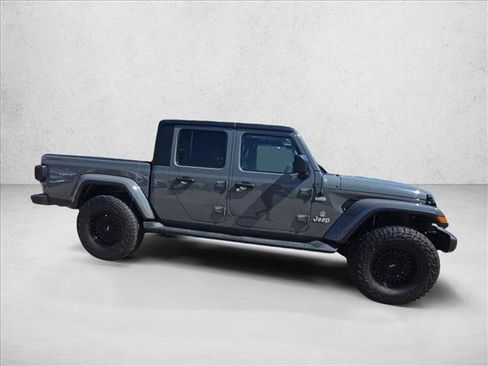 Used 2020 Jeep Gladiator Overland AWD/4WD image 8