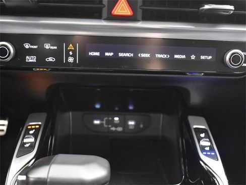 Certified 2025 Kia Sorento SX Prestige image 21