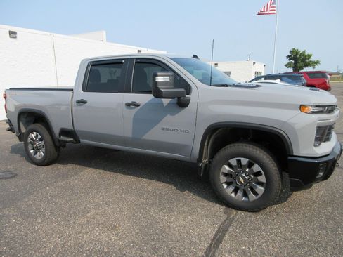 Certified 2025 Chevrolet Silverado 2500 Custom w/ Custom Value Package AWD/4WD image 3