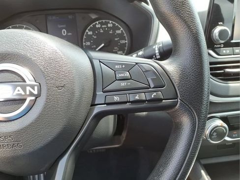 Used 2023 Nissan Altima 2.5 S FWD image 17