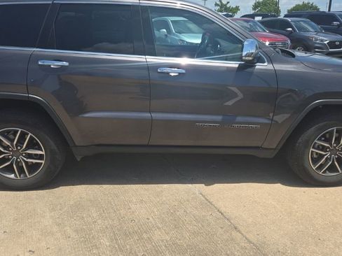 Used 2020 Jeep Grand Cherokee Limited w/ Premium Lighting Group AWD/4WD image 3
