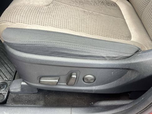 Used 2020 Hyundai Santa Fe SEL w/ Convenience Package FWD image 28
