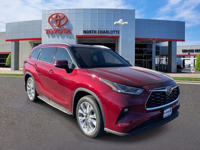 Used 2021 Toyota Highlander Limited