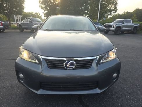 Used 2012 Lexus CT 200h Premium w/ Premium Audio Pkg FWD image 2