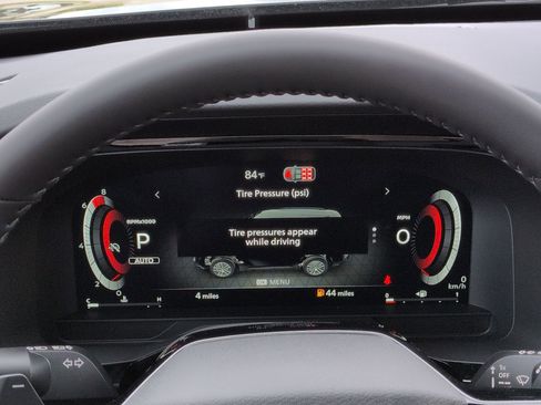 New 2026 Nissan Pathfinder SL image 29