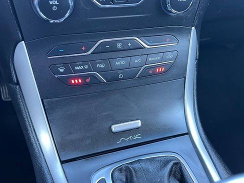 Used 2015 Ford Edge SEL w/ Equipment Group 201A FWD image 13