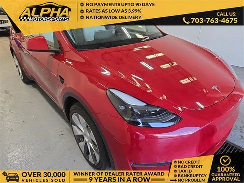 Used 2023 Tesla Model Y Long Range AWD/4WD image 1