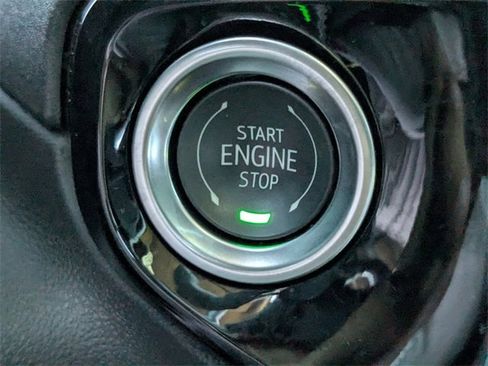 Used 2025 GMC Sierra 2500 SLT w/ SLT Premium Package image 27