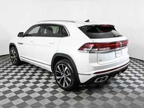 New 2026 Volkswagen Atlas Cross Sport SEL Premium R-Line image 4