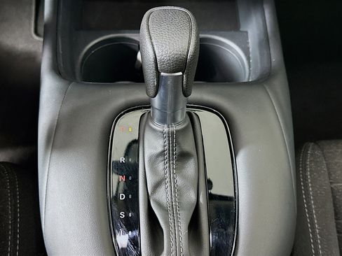 Used 2025 Honda HR-V LX image 24