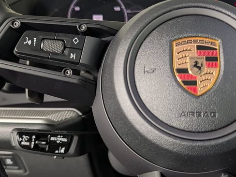 New 2026 Porsche Cayenne Coupe AWD/4WD image 39