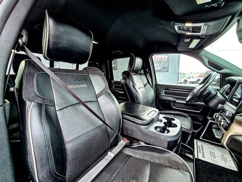 Used 2019 RAM 2500 Laramie image 14