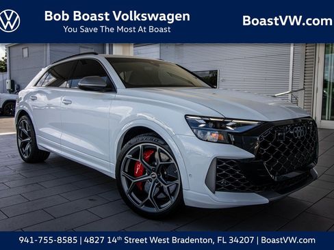 Used 2025 Audi RS Q8 performance image 1