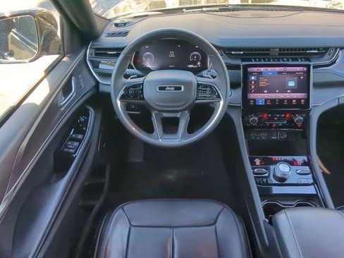 Certified 2023 Jeep Grand Cherokee L Overland image 20