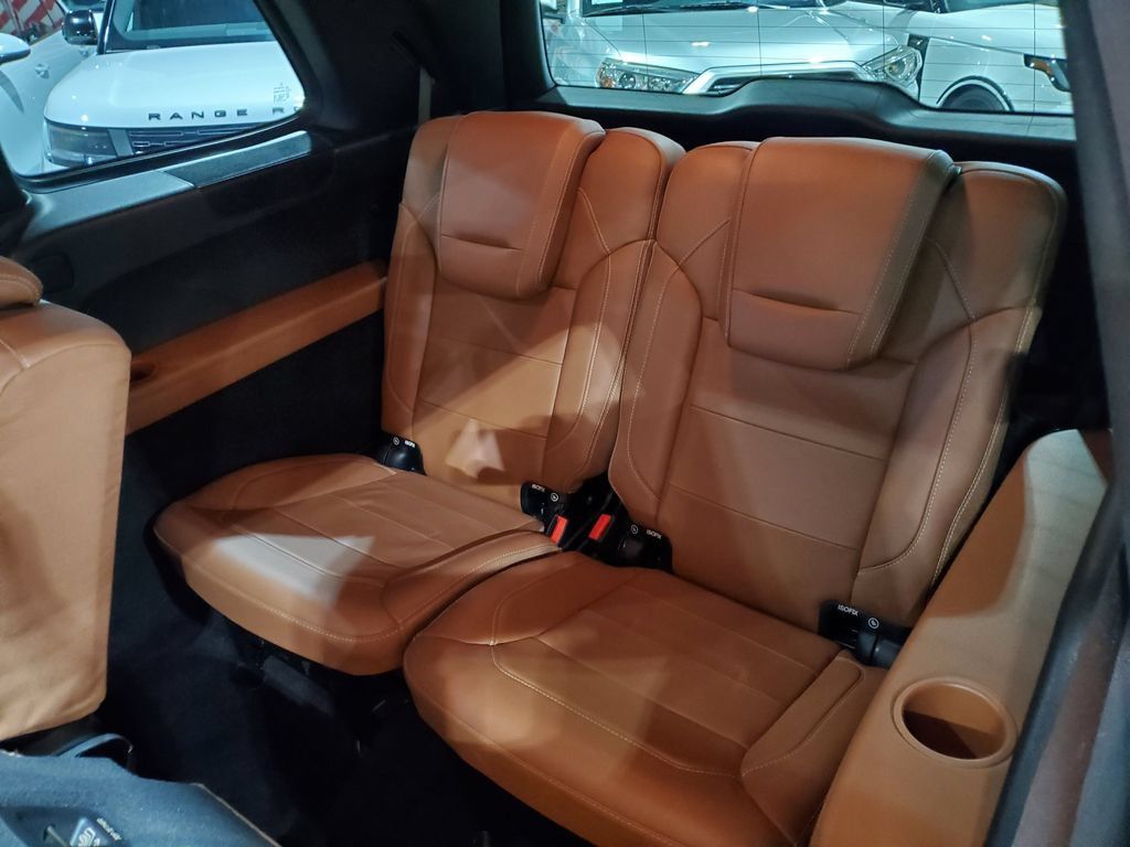 Used 2018 Mercedes-Benz GLS 550 4MATIC image 29
