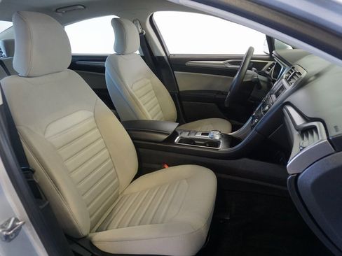 Used 2018 Ford Fusion S image 21