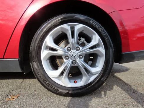 Certified 2023 Honda Accord LX image 8