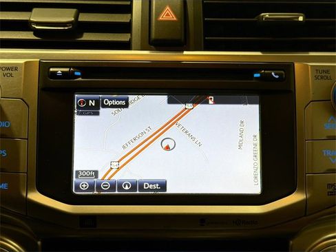 Used 2014 Toyota 4Runner Limited image 11