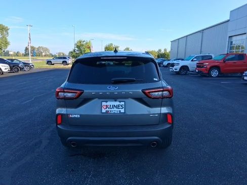 Used 2025 Ford Escape ST-Line Select AWD/4WD image 10