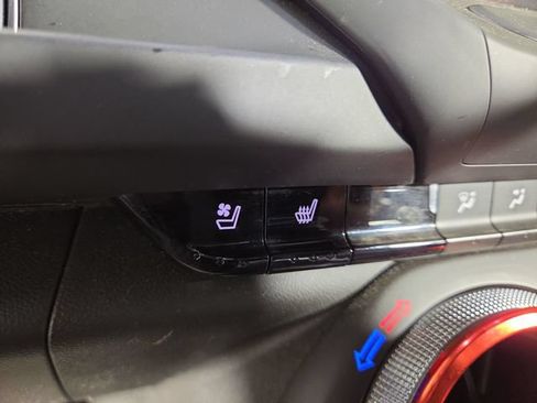 Used 2017 Chevrolet Camaro LT RWD image 27