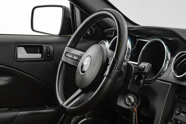 Used 2007 Ford Mustang GT RWD image 11