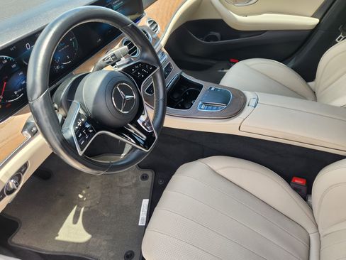 Used 2022 Mercedes-Benz E 350 Sedan image 13