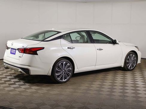 Used 2024 Nissan Altima 2.5 SL image 10
