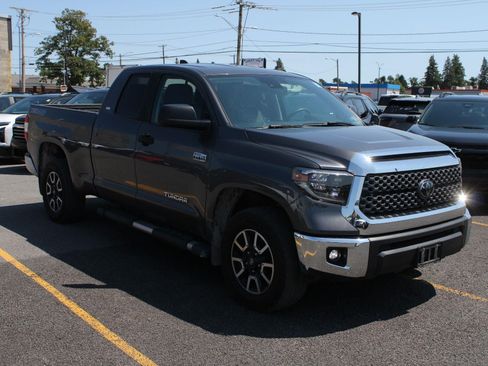 Used 2020 Toyota Tundra SR5 w/ TRD Off-Road Package AWD/4WD image 3