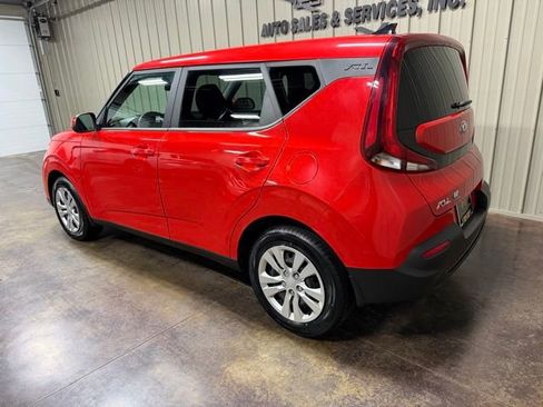 Used 2020 Kia Soul LX image 5