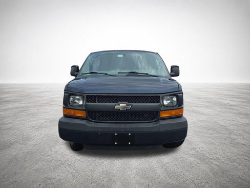 Used 2015 Chevrolet Express 3500 LS RWD image 3