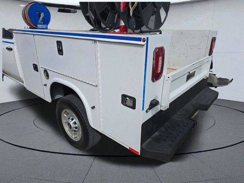 Used 2024 Chevrolet Silverado 2500 W/T w/ WT Convenience Package RWD image 10