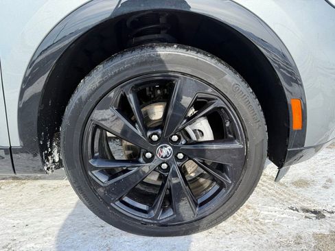 Used 2023 Buick Envision Essence w/ Sport Touring Package image 17