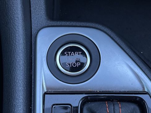 Certified 2025 Nissan Sentra SR image 7