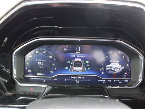 Used 2024 Chevrolet Silverado 1500 RST w/ Protection Package image 24