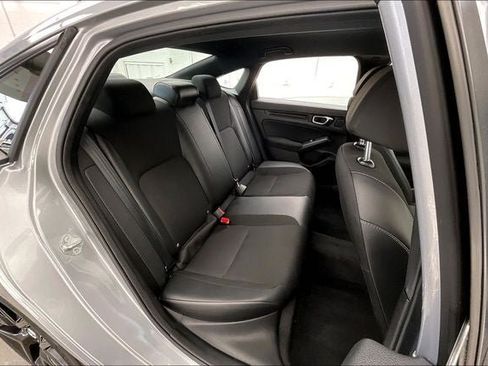 Certified 2024 Honda Civic Sport image 18