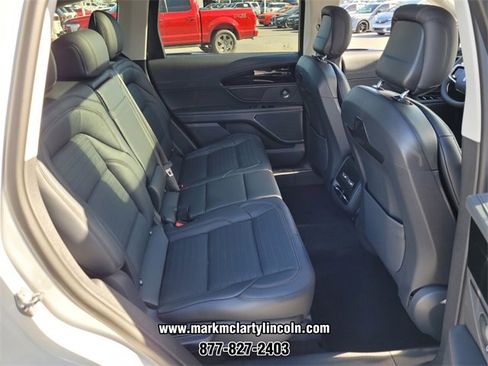 New 2026 Lincoln Nautilus Reserve image 10